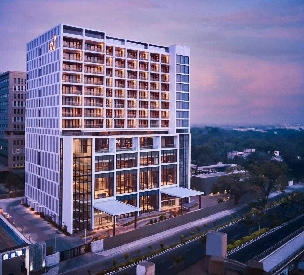 Отель Taj Wellington Mews Ченнаи Экстерьер фото
